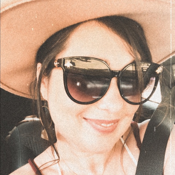 MEET THE SELLER!!! - Picture 3 of 15